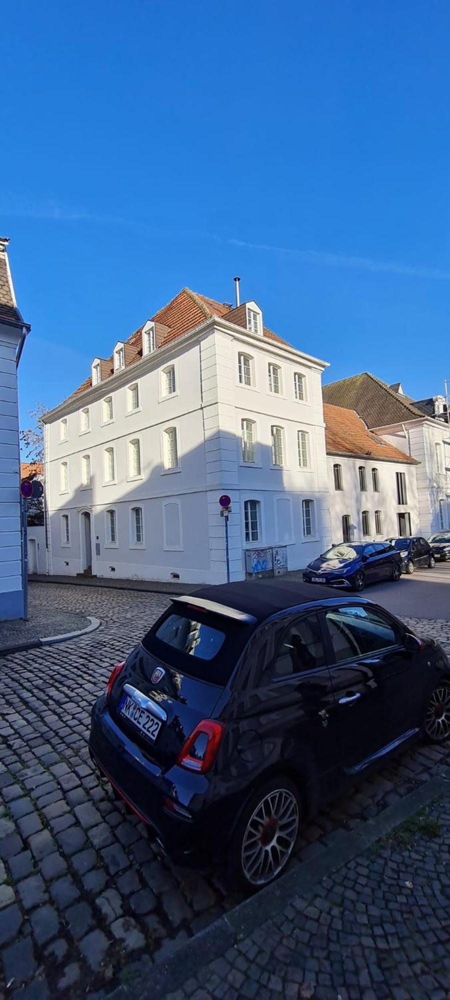 Apartment Am Schloss - Charme Saarbrücken Buitenkant foto